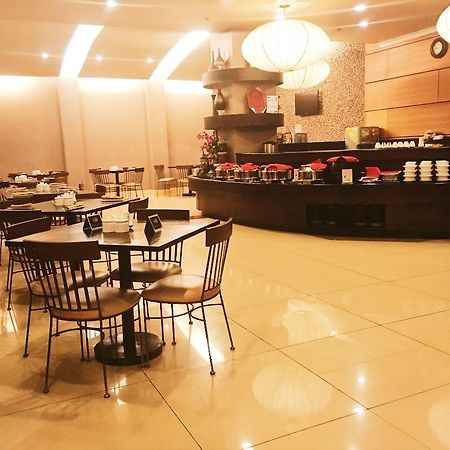 Iloilo Business Hotel Buitenkant foto