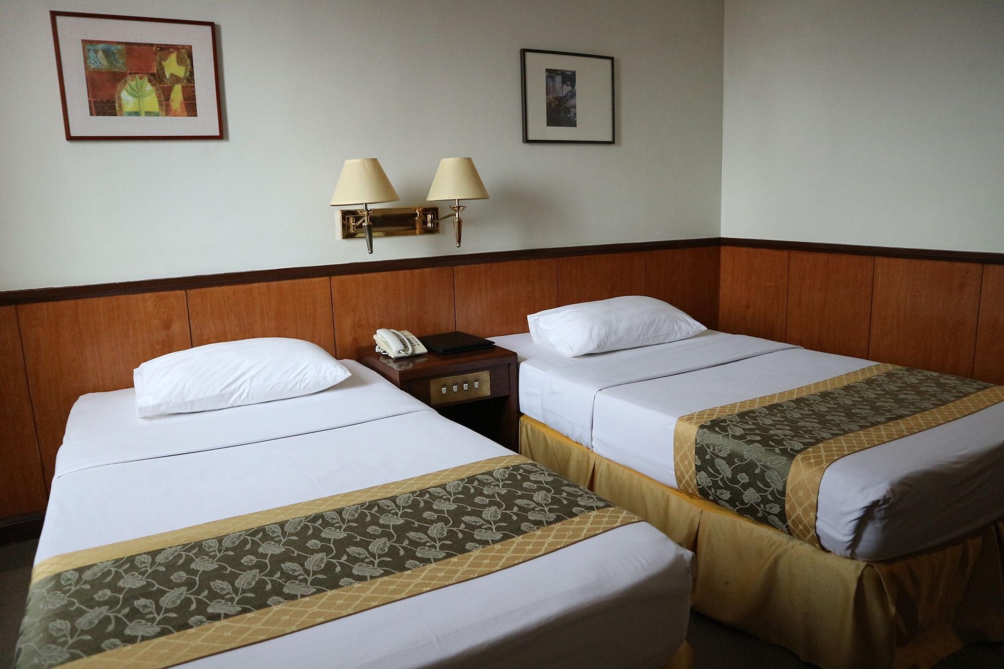 Iloilo Business Hotel Buitenkant foto