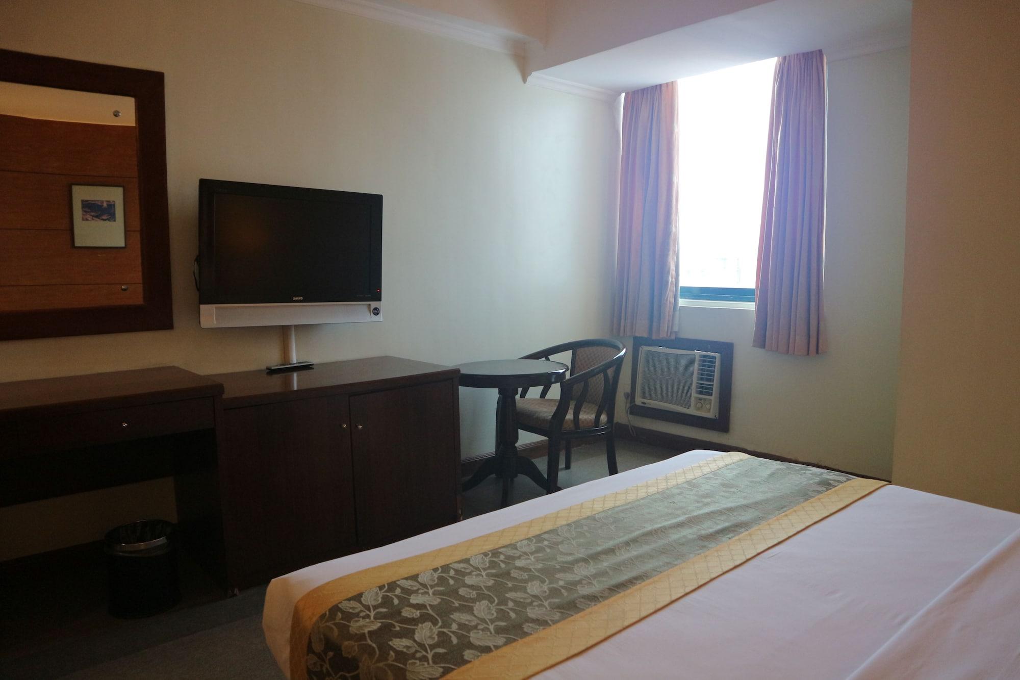Iloilo Business Hotel Buitenkant foto