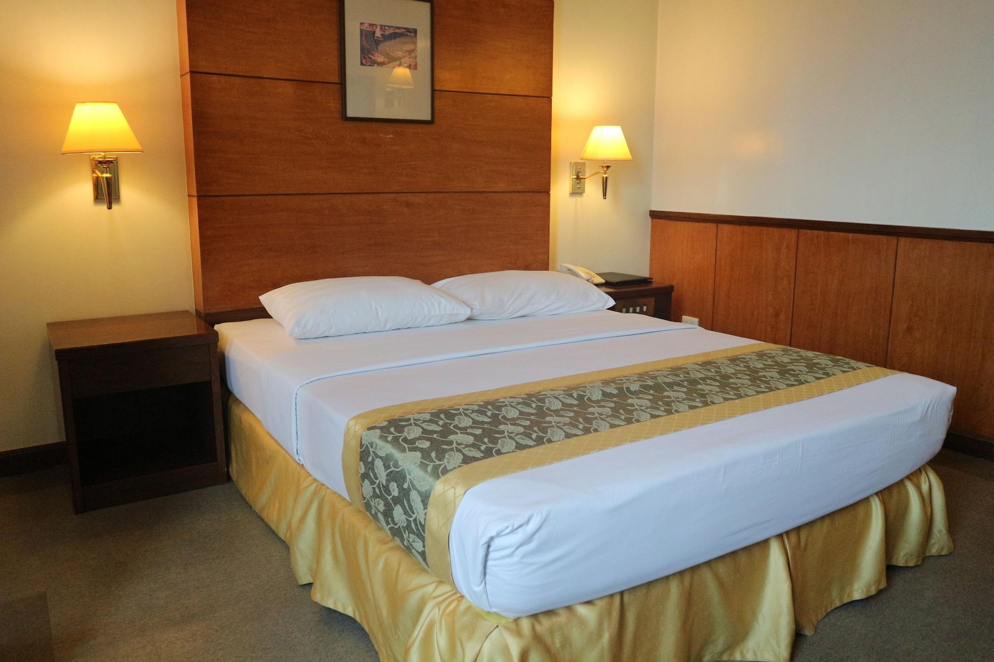 Iloilo Business Hotel Buitenkant foto