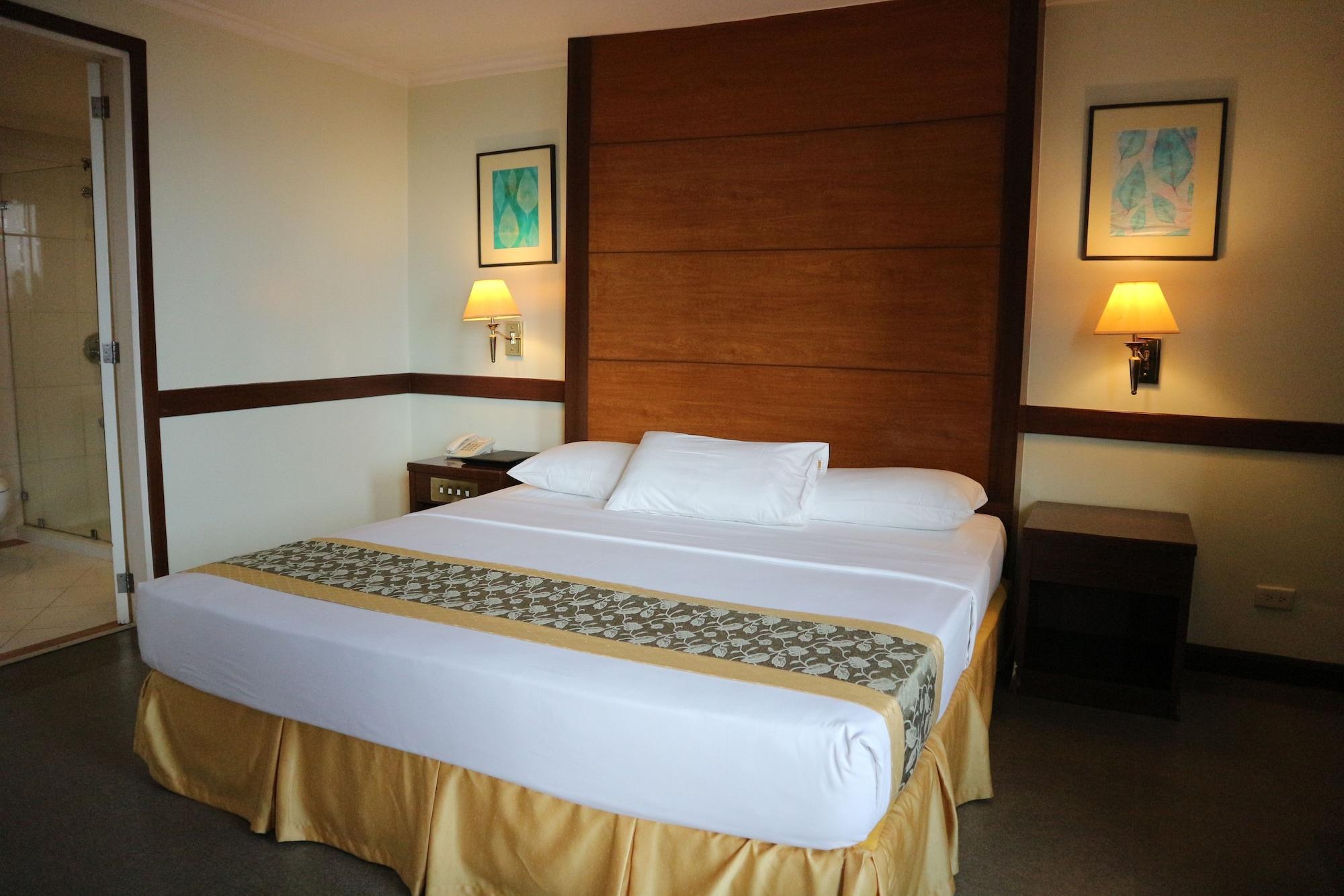 Iloilo Business Hotel Buitenkant foto