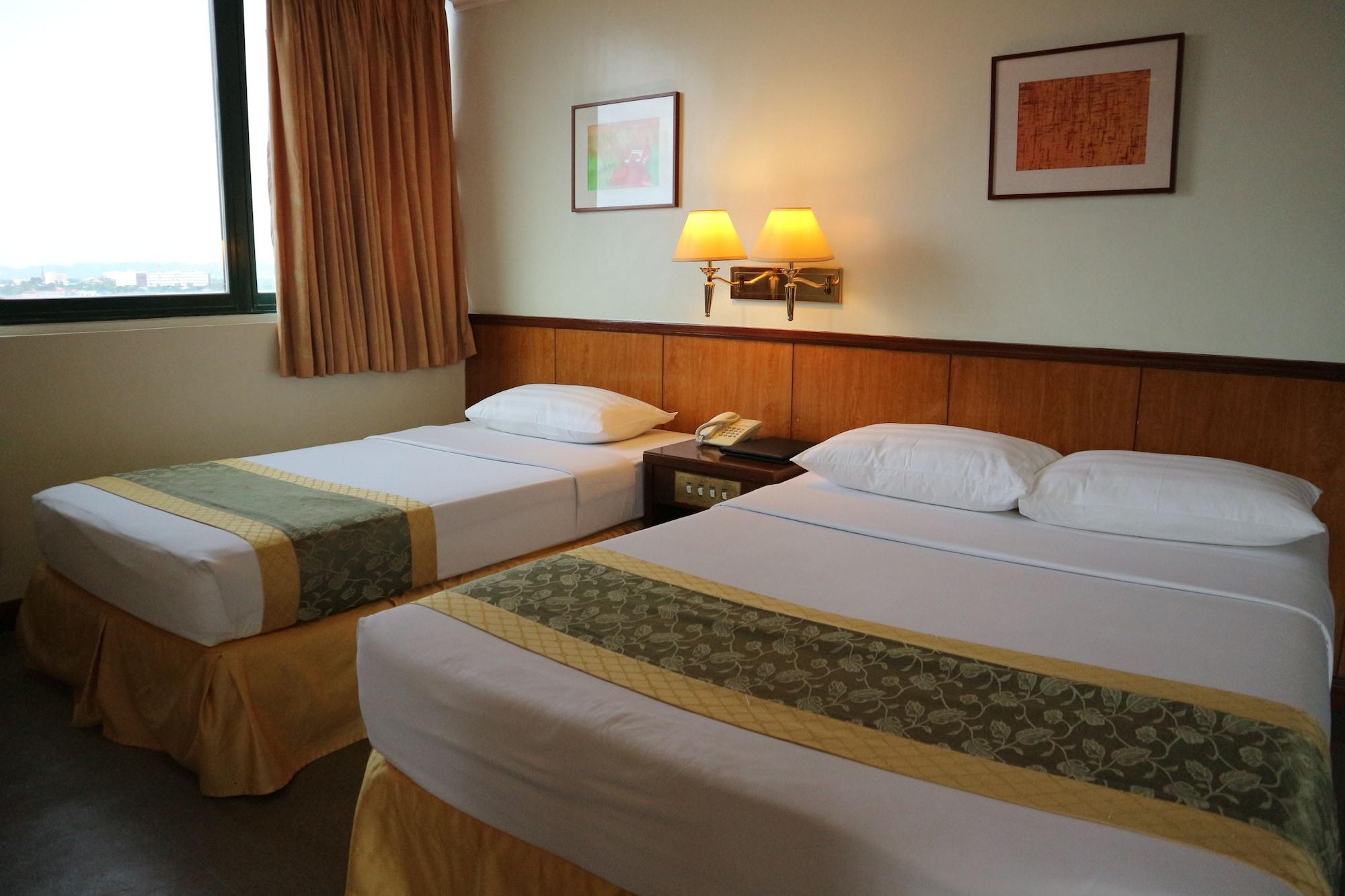 Iloilo Business Hotel Buitenkant foto