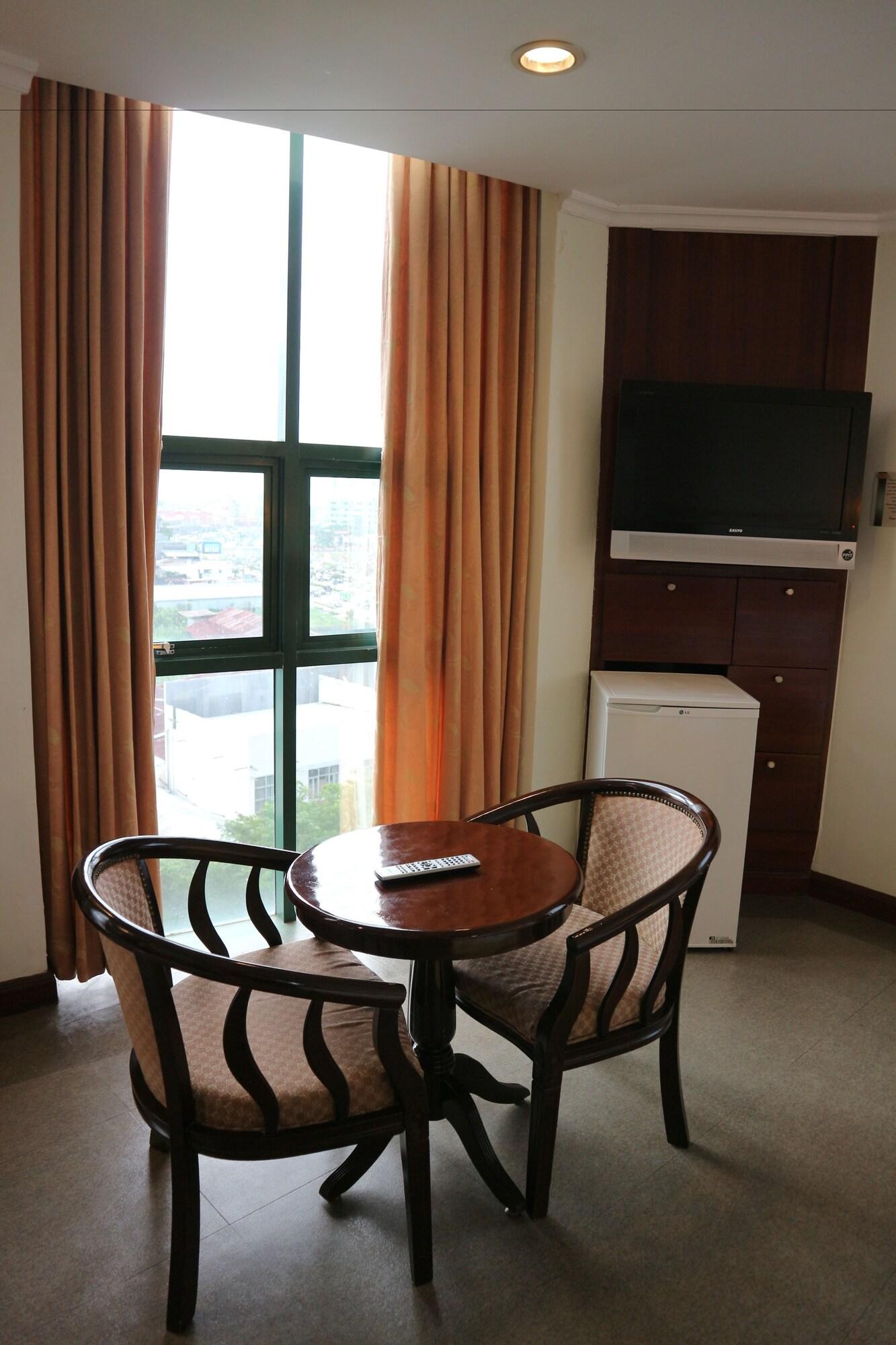 Iloilo Business Hotel Buitenkant foto