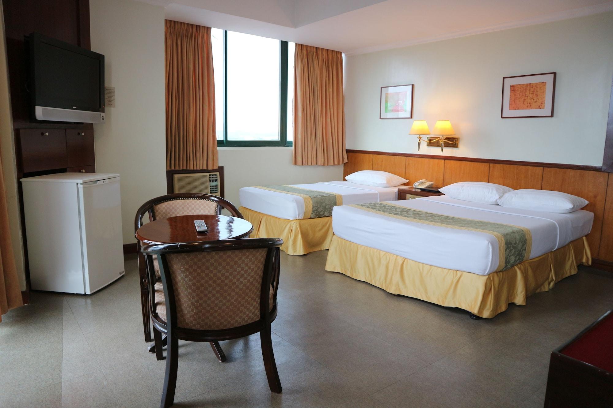 Iloilo Business Hotel Buitenkant foto