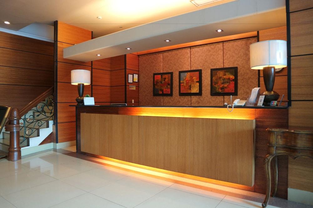 Iloilo Business Hotel Buitenkant foto