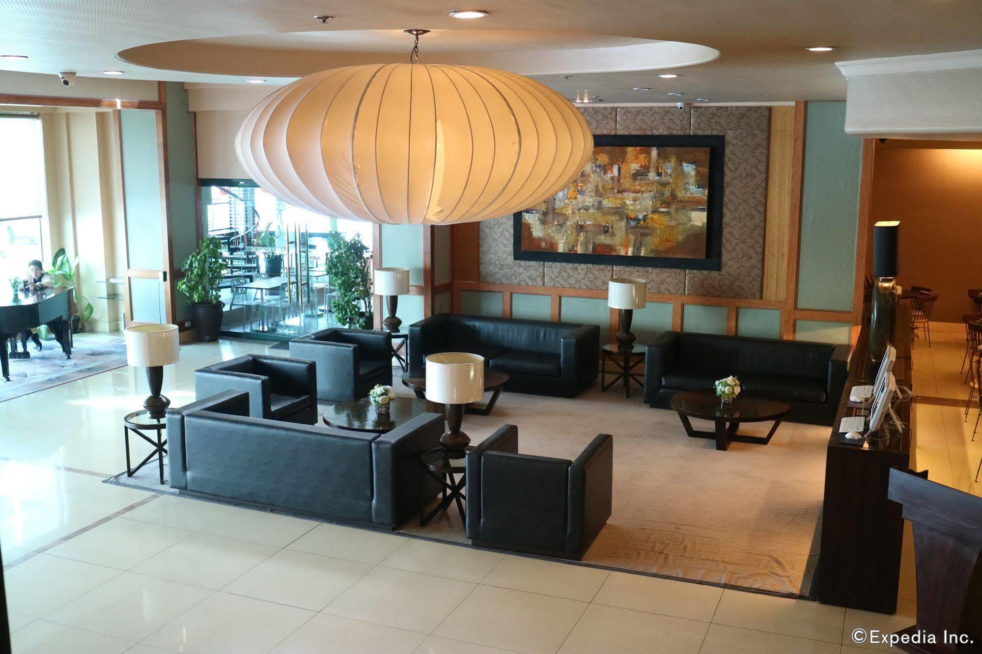 Iloilo Business Hotel Buitenkant foto