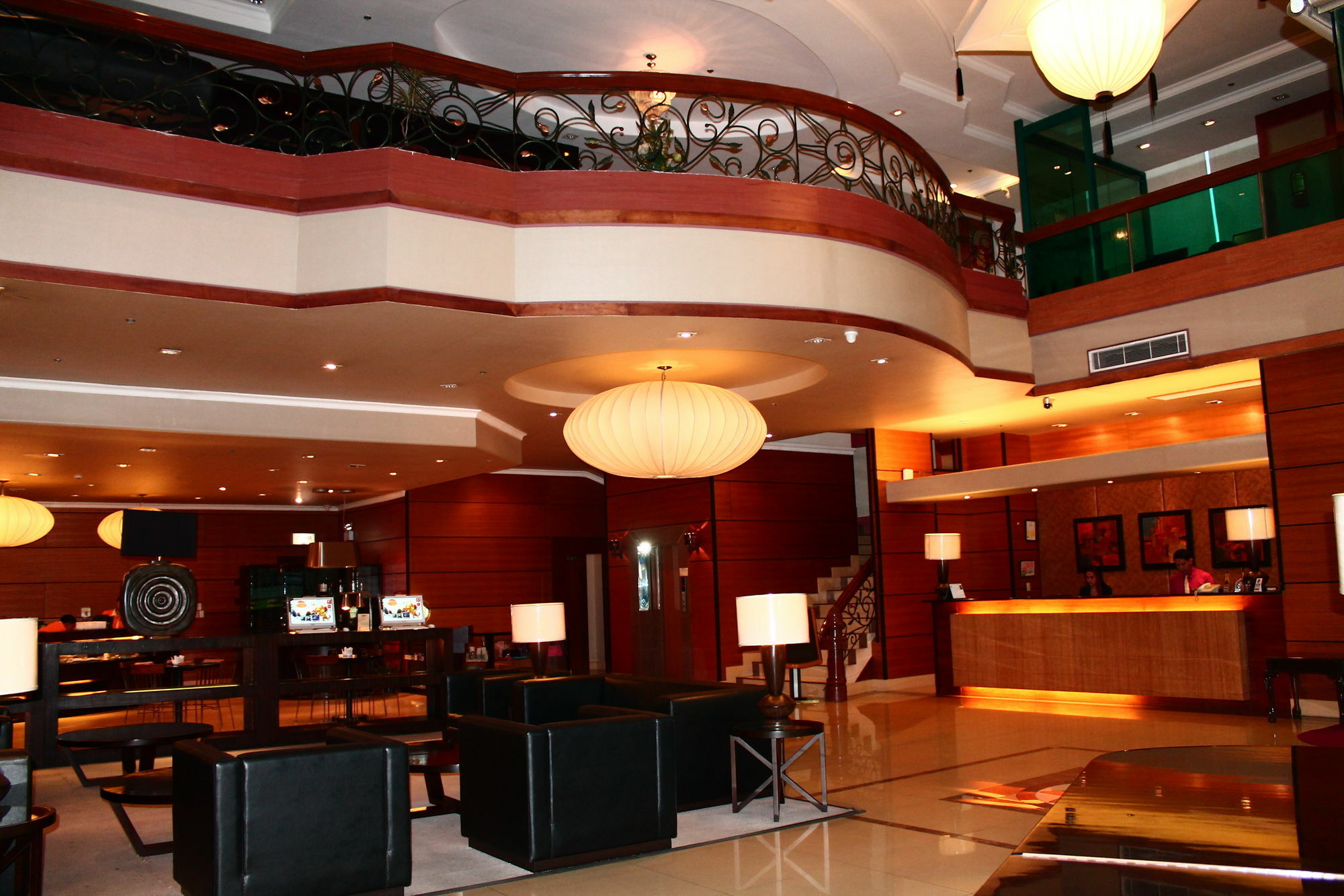 Iloilo Business Hotel Buitenkant foto